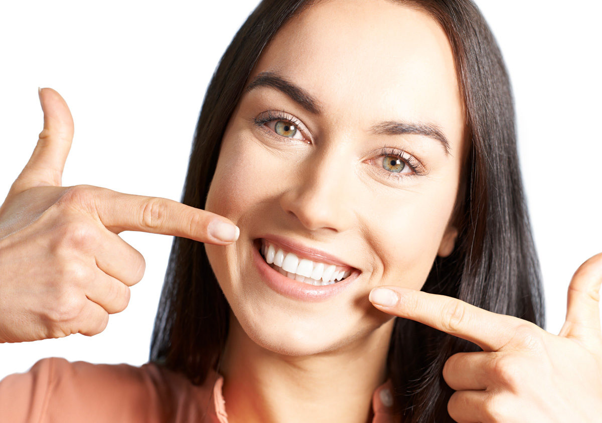 Obtain a beautiful smile today with Sacramento cosmetic dentists by your side!