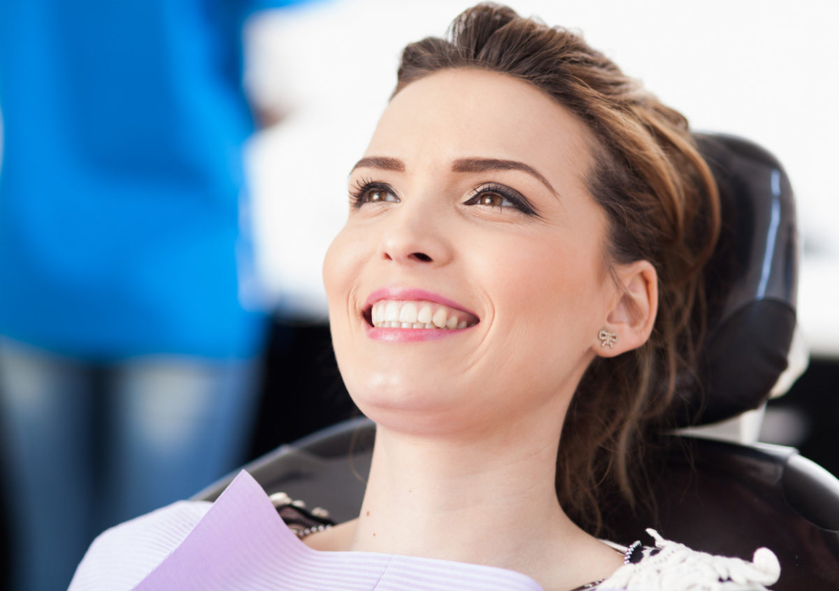 Turn to cosmetic dentistry in Sacramento, CA to improve your image