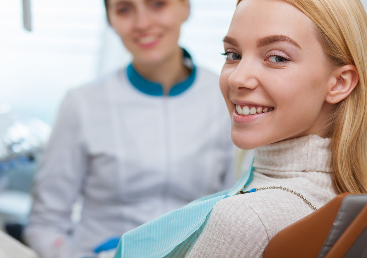 Sacramento area dentist deals with professional teeth whitening services such as Zoom!